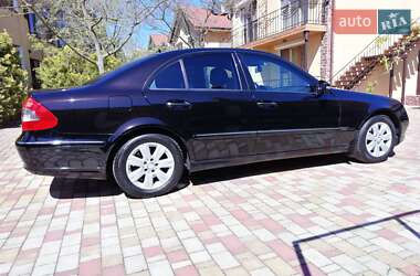 Седан Mercedes-Benz E-Class 2008 в 