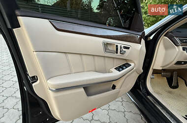 Седан Mercedes-Benz E-Class 2015 в 