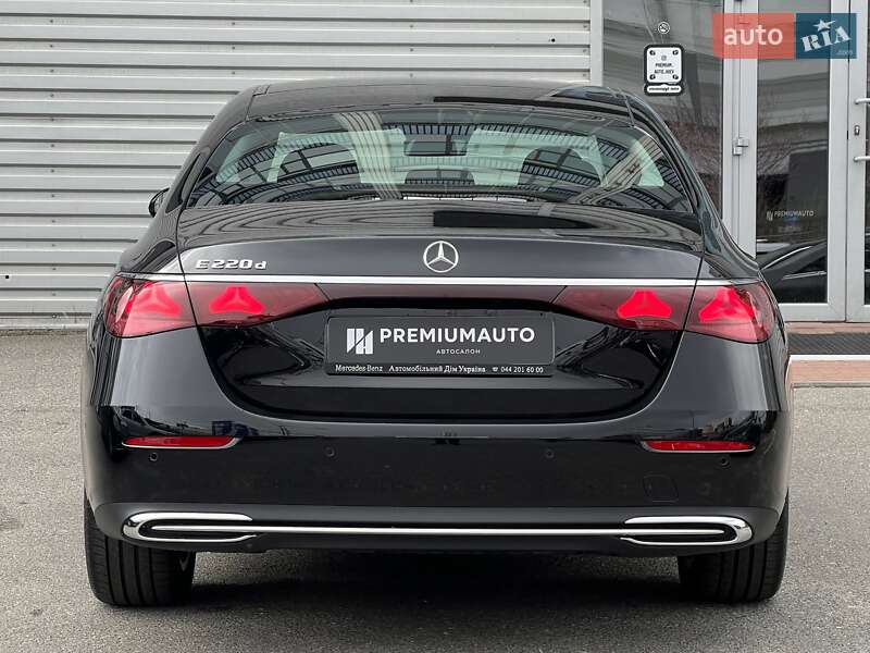 Седан Mercedes-Benz E-Class 2024 в Киеве