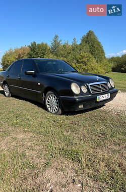 Седан Mercedes-Benz E-Class 1998 в 