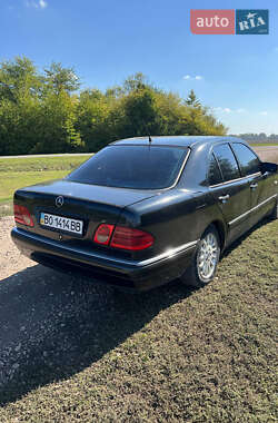 Седан Mercedes-Benz E-Class 1998 в 