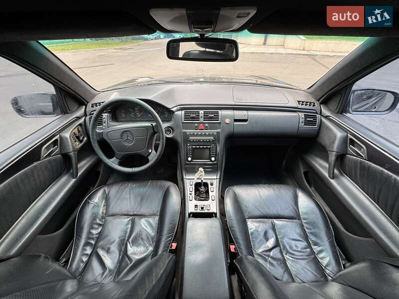Седан Mercedes-Benz E-Class 1997 в Дніпрі