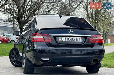 Седан Mercedes-Benz E-Class 2010 в 