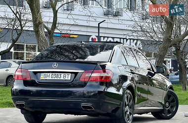 Седан Mercedes-Benz E-Class 2010 в 
