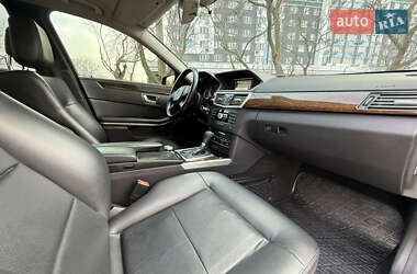 Седан Mercedes-Benz E-Class 2010 в 