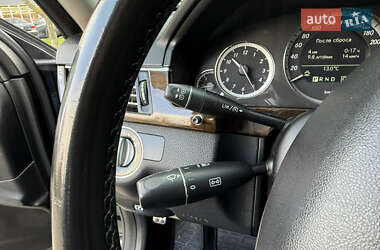 Седан Mercedes-Benz E-Class 2010 в 