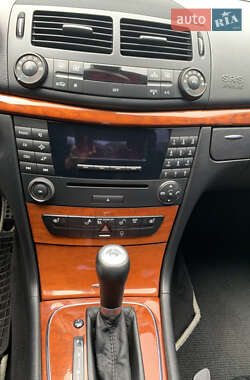 Седан Mercedes-Benz E-Class 2006 в 