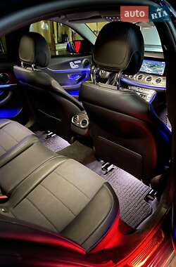 Седан Mercedes-Benz E-Class 2017 в 