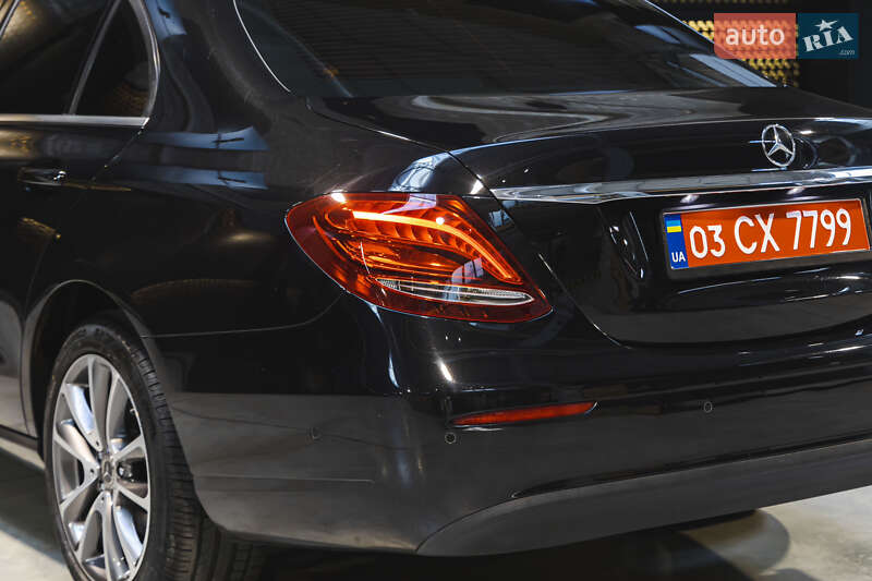 Седан Mercedes-Benz E-Class 2017 в Луцьку