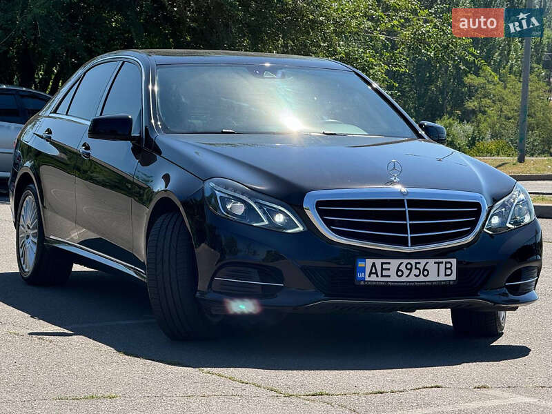 Mercedes-Benz E-Class 2015