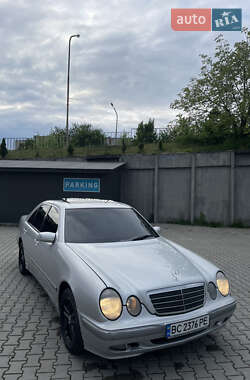Седан Mercedes-Benz E-Class 2001 в Дрогобыче