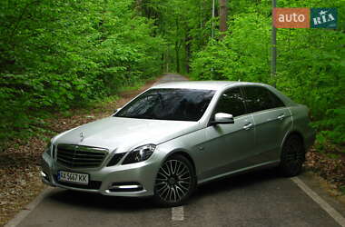 Mercedes-Benz E-Class 2011