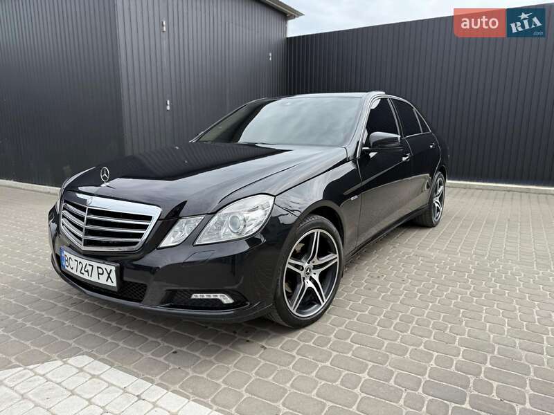 Mercedes-Benz E-Class 2010