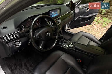 Седан Mercedes-Benz E-Class 2011 в 