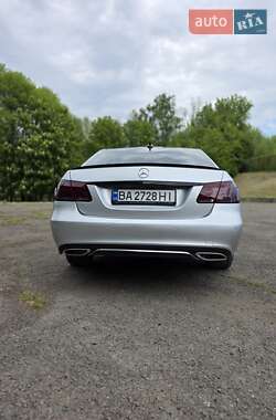 Седан Mercedes-Benz E-Class 2013 в 