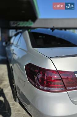 Седан Mercedes-Benz E-Class 2013 в 