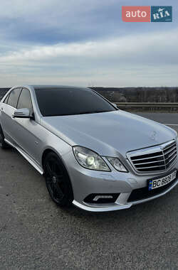 Седан Mercedes-Benz E-Class 2010 в 