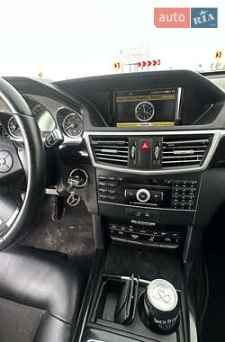 Седан Mercedes-Benz E-Class 2010 в 