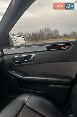 Седан Mercedes-Benz E-Class 2010 в 