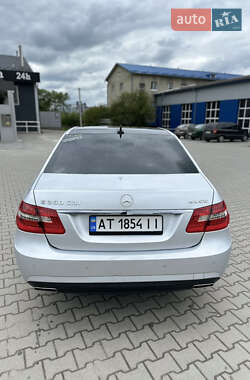 Седан Mercedes-Benz E-Class 2010 в 