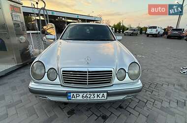 Седан Mercedes-Benz E-Class 1996 в 