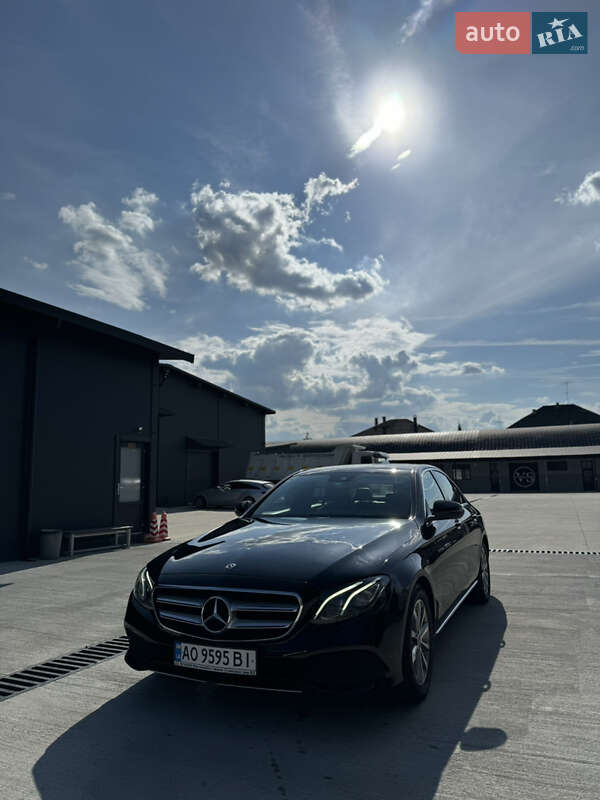 Mercedes-Benz E-Class 2017
