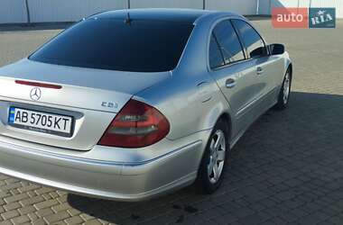 Седан Mercedes-Benz E-Class 2004 в 