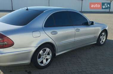 Седан Mercedes-Benz E-Class 2004 в 