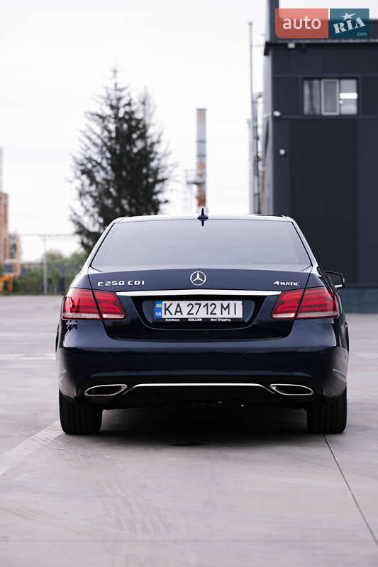 Седан Mercedes-Benz E-Class 2013 в Києві