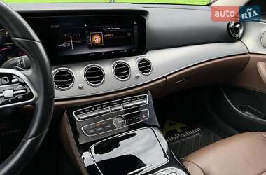 Седан Mercedes-Benz E-Class 2018 в 