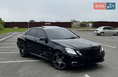 Седан Mercedes-Benz E-Class 2012 в Умані