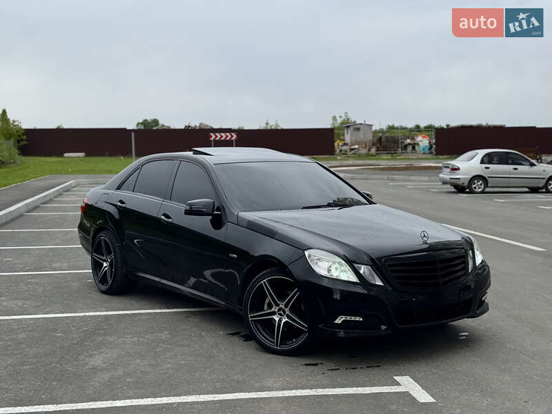 Mercedes-Benz E-Class 2012