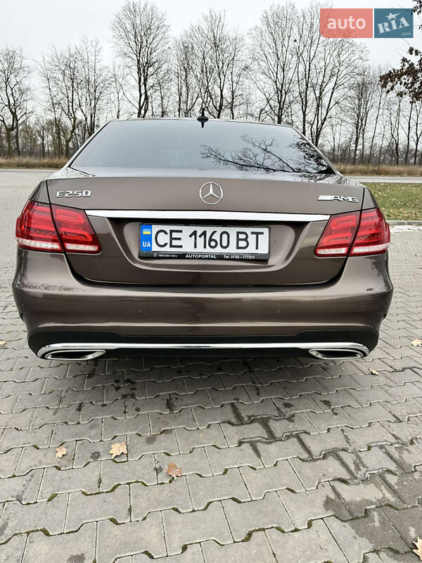 Седан Mercedes-Benz E-Class 2013 в Черновцах