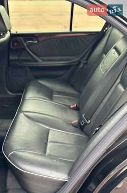 Седан Mercedes-Benz E-Class 1999 в 