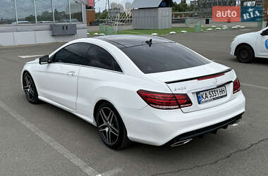Купе Mercedes-Benz E-Class 2015 в 