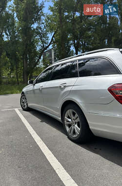 Универсал Mercedes-Benz E-Class 2010 в 