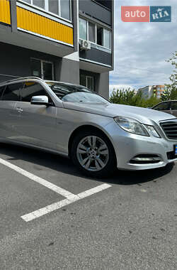 Универсал Mercedes-Benz E-Class 2010 в 