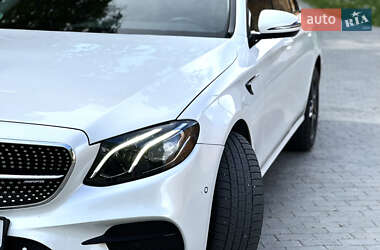 Седан Mercedes-Benz E-Class 2017 в 
