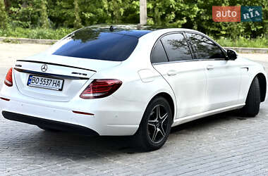 Седан Mercedes-Benz E-Class 2017 в 