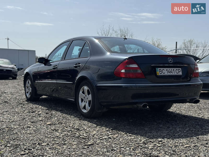 Седан Mercedes-Benz E-Class 2005 в Львові