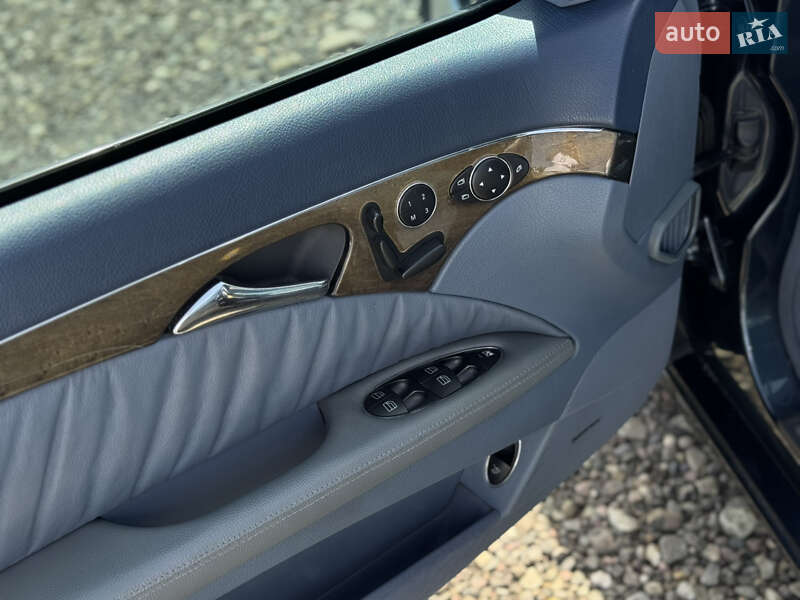 Седан Mercedes-Benz E-Class 2005 в Львові