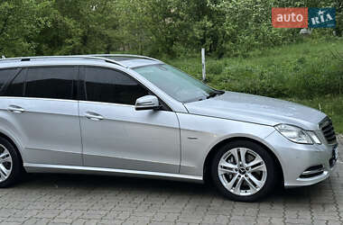 Mercedes-Benz E-Class 2011 Mercedes-Benz E-Class 2011