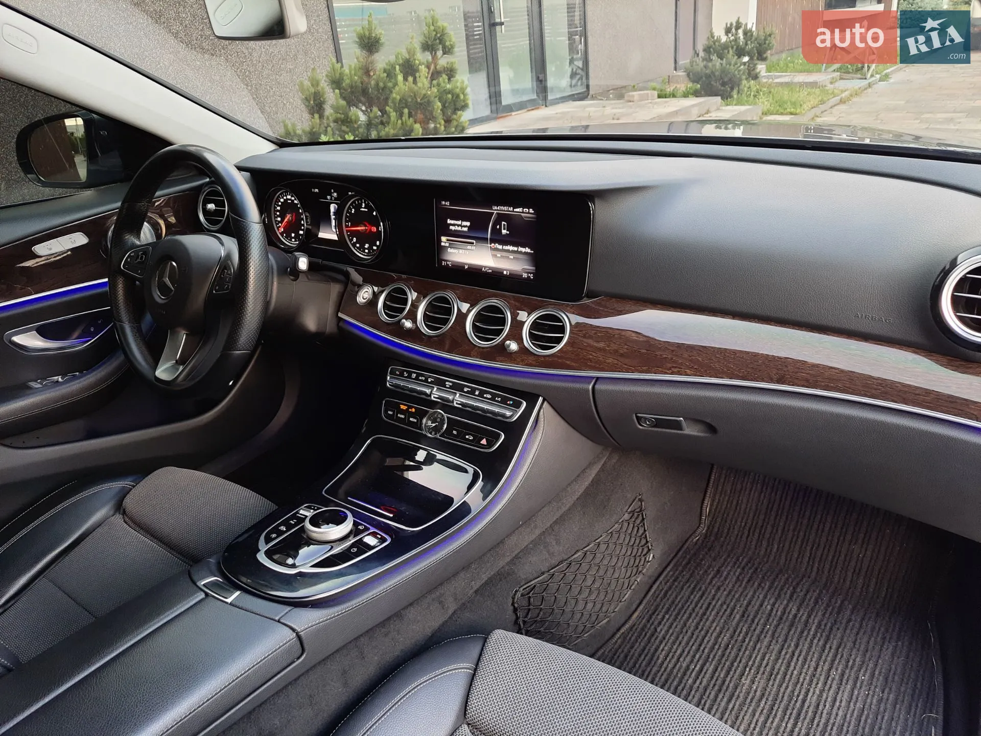 2017 Mercedes-Benz E-klasse - мініатюра 21