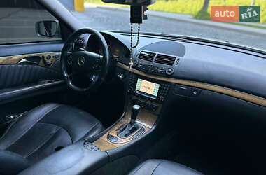 Седан Mercedes-Benz E-Class 2008 в 