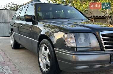 Универсал Mercedes-Benz E-Class 1995 в Староконстантинове