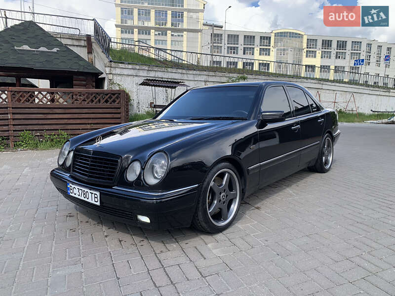 Mercedes-Benz E-Class 1999