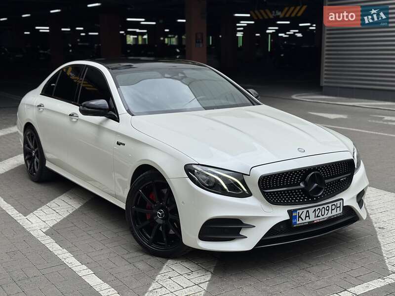 Седан Mercedes-Benz E-Class 2018 в 