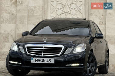 Седан Mercedes-Benz E-Class 2009 в 