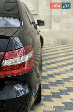 Седан Mercedes-Benz E-Class 2009 в 