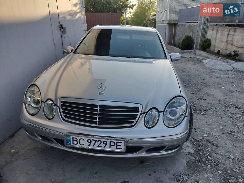Седан Mercedes-Benz E-Class 2005 в Запорожье